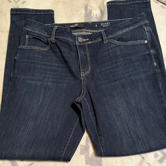 A188. Simply Vera Vera Wang Women's Skinny Jeans - Dark Blue - Picture 5 of 10